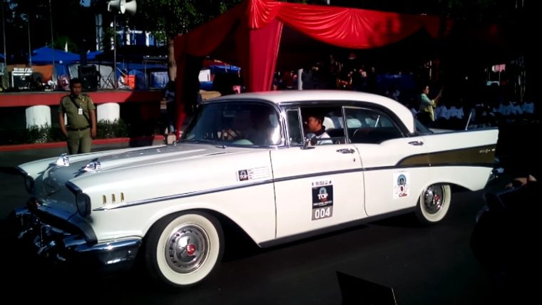 Mobil Chevrolet 1955: Ikonik dengan Desain Klasik dan Kinerja Tangguh