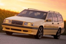 Mobil Volvo 850 R Estate: Kendaraan Sporty dan Legendaris