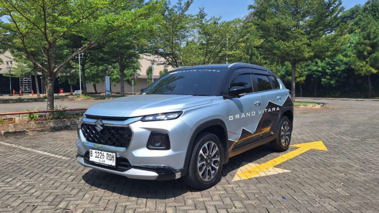 Suzuki Grand Vitara: Mobil SUV Tangguh dan Nyaman di Indonesia