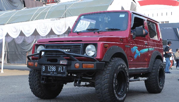Suzuki SJ410: Mobil Off-Road Legendaris yang Tahan Banting