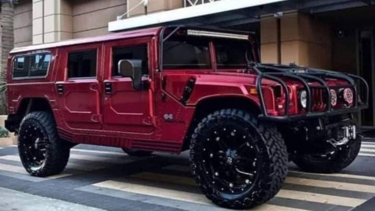 Mobil Hummer H3: Kendaraan SUV Tangguh dengan Desain Ikonik