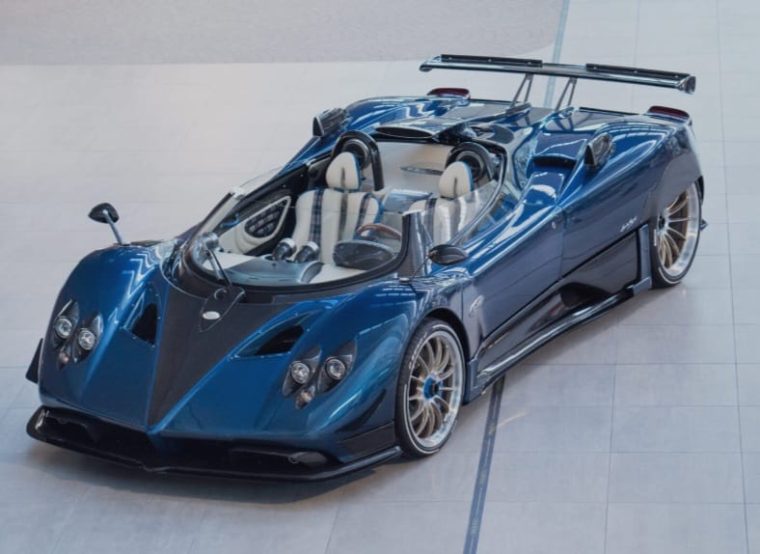 Mobil Pagani Zonda HP Barchetta: Eksklusif dan Super Cepat