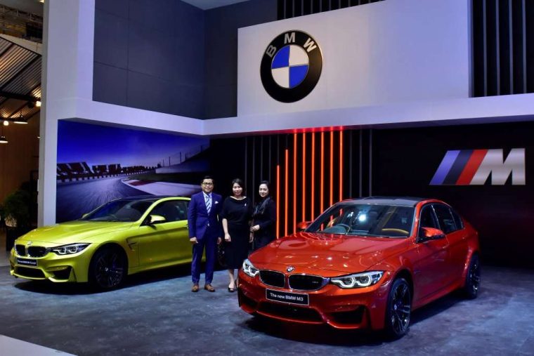 Mobil BMW M3 & M4: Performa Tinggi dan Desain Sporty